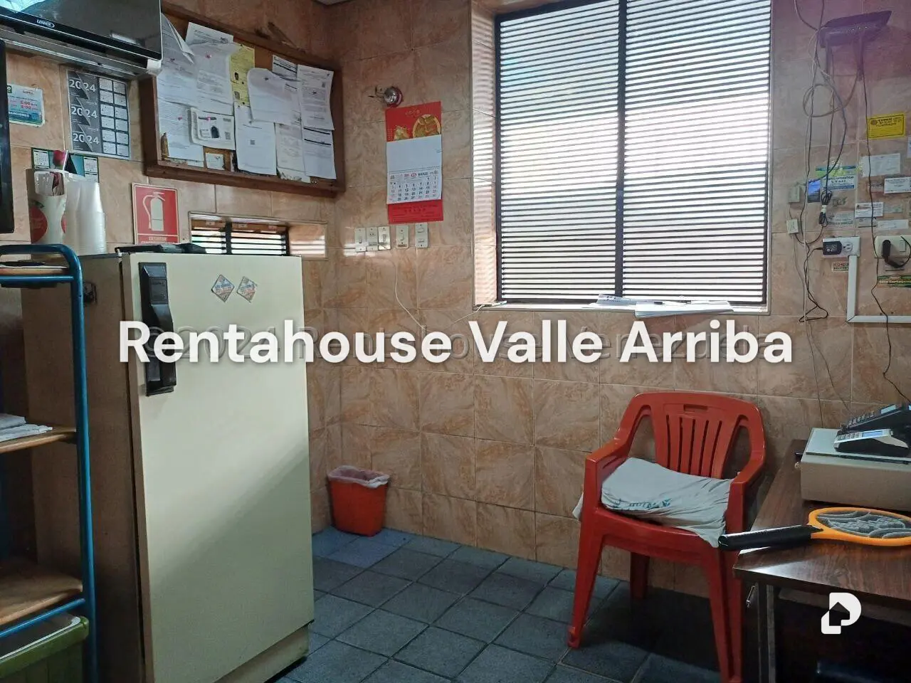 Local comercial en La Florida, Caracas – 17