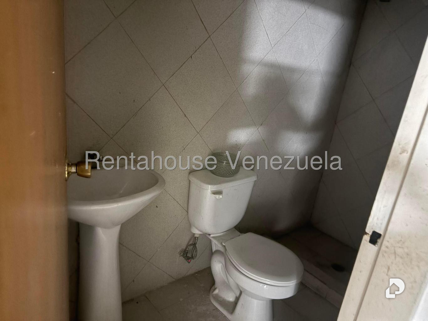 Local comercial en Las Acacias, Caracas – 9