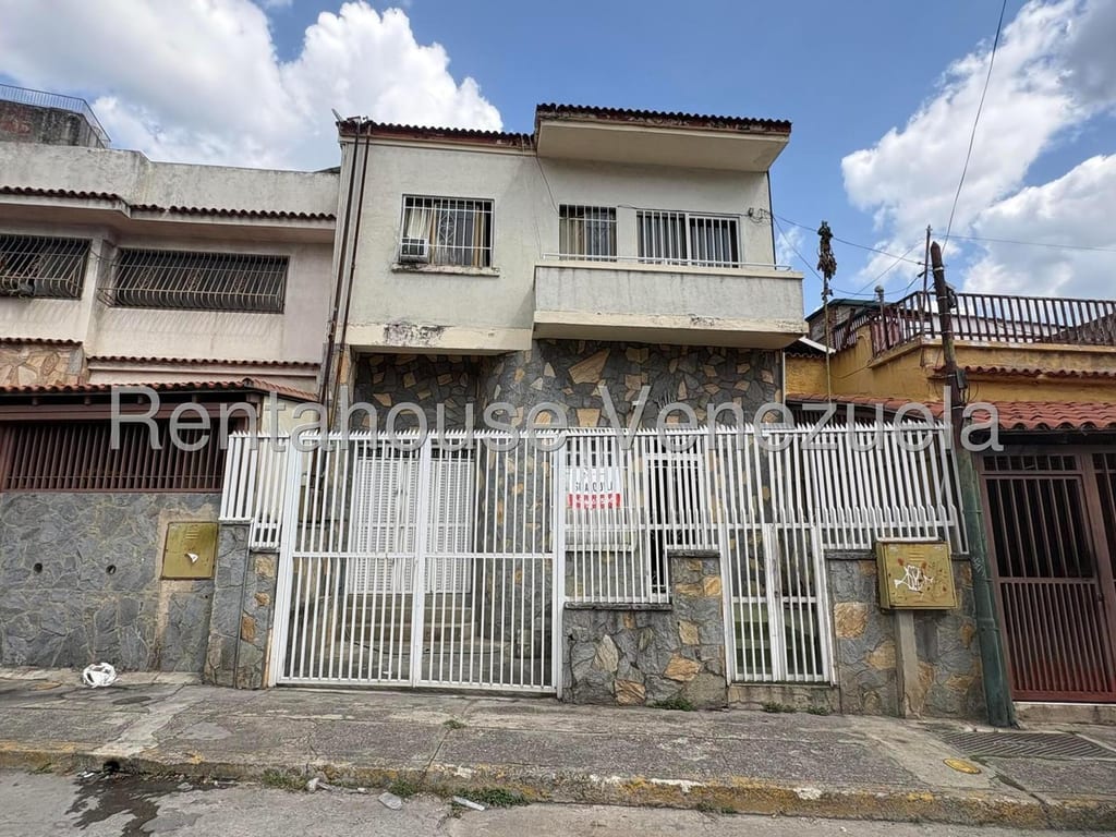 Local comercial en Los Rosales, Caracas - 1