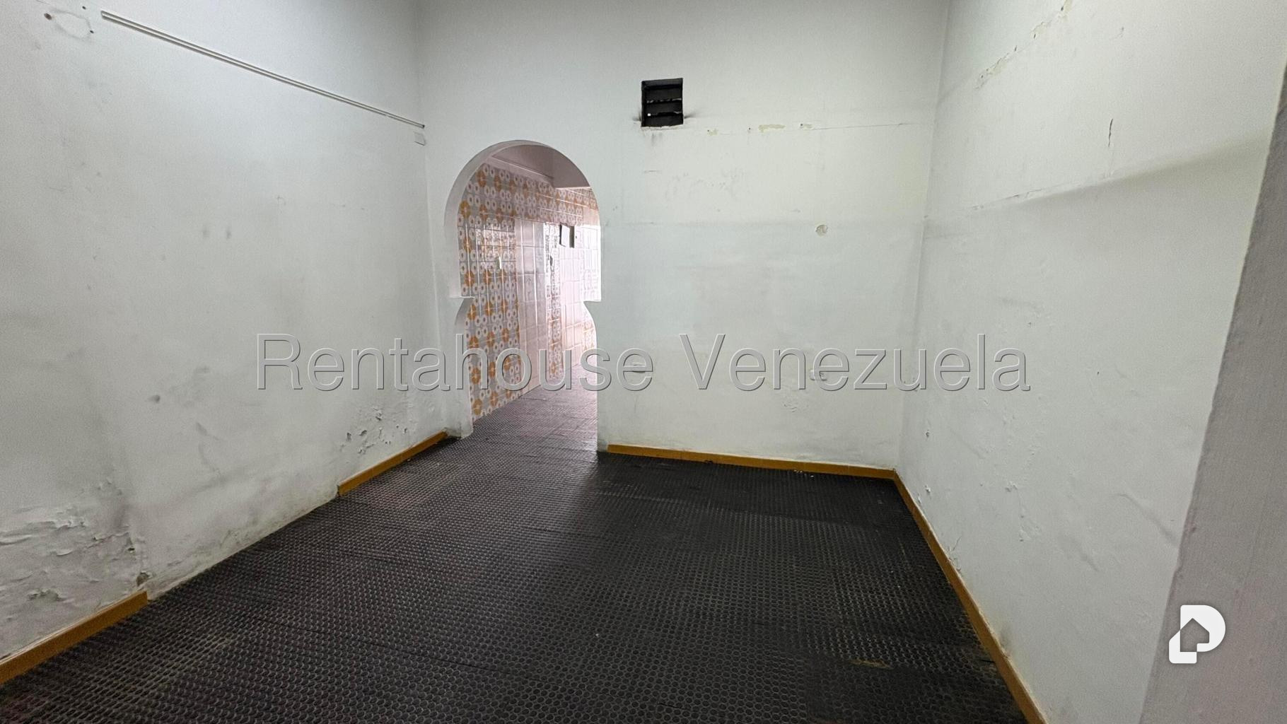Local comercial en Los Rosales, Caracas – 6