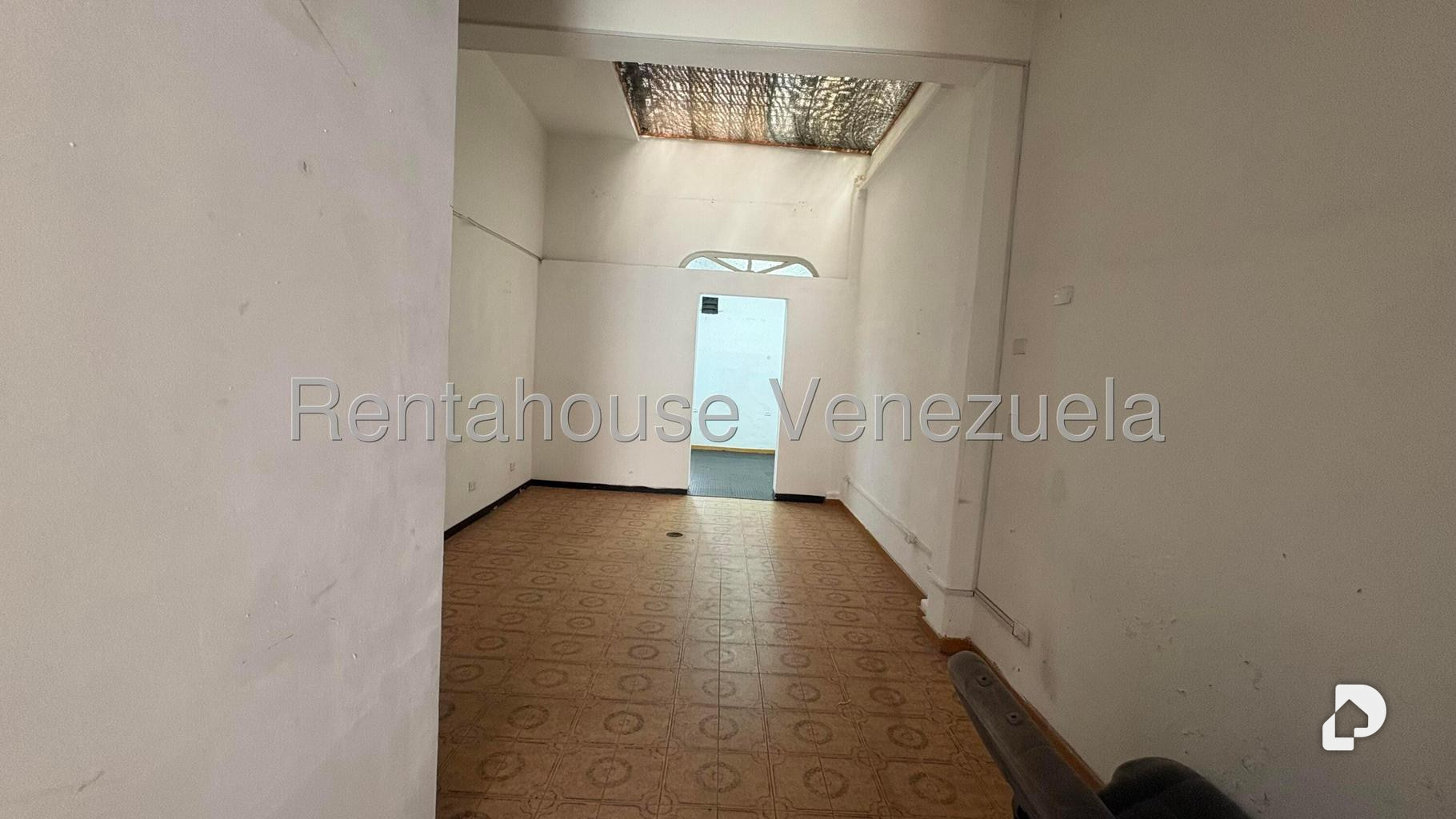 Local comercial en Los Rosales, Caracas – 4