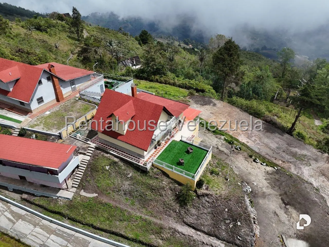 Casa en El Pozo, Carayaca – 1