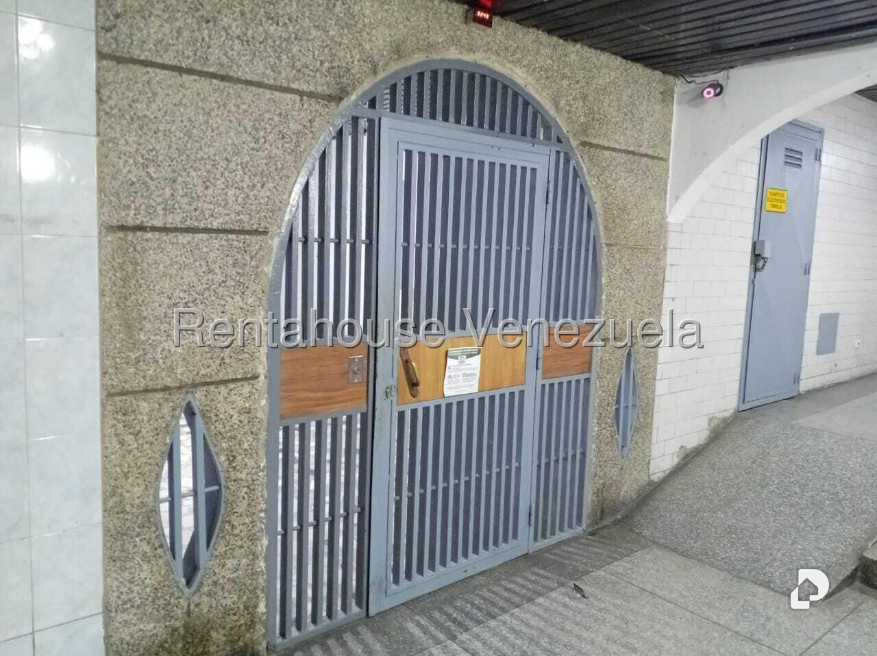Apartamento en Parroquia La Candelaria, Caracas – 2