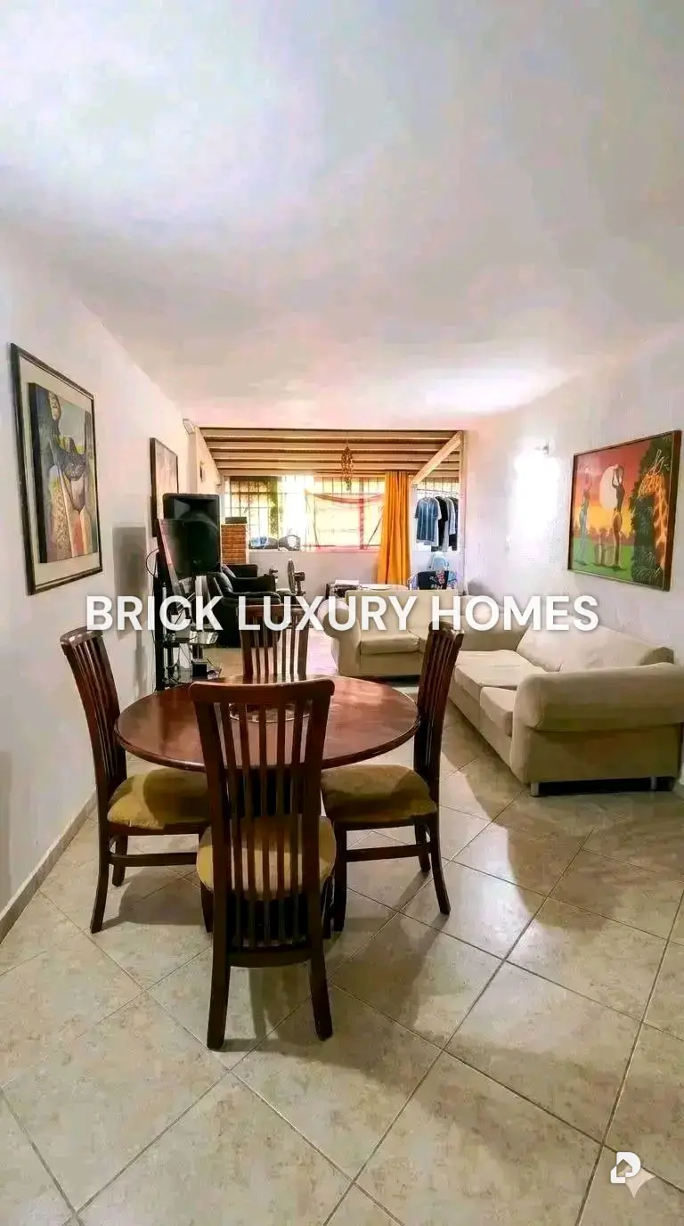 Apartamento en Urbanización El Saman, Puerto La Cruz – 2
