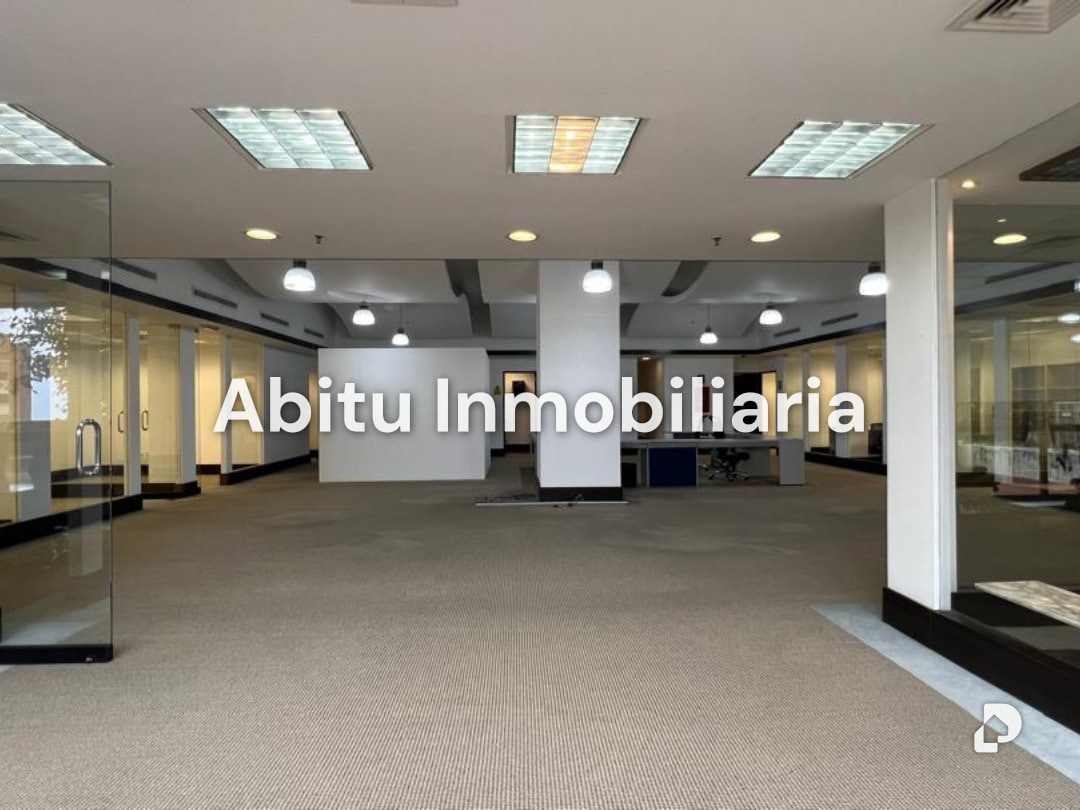 Oficina en Los Naranjos, Caracas – 34