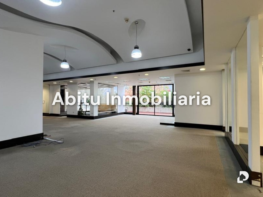 Oficina en Los Naranjos, Caracas – 8