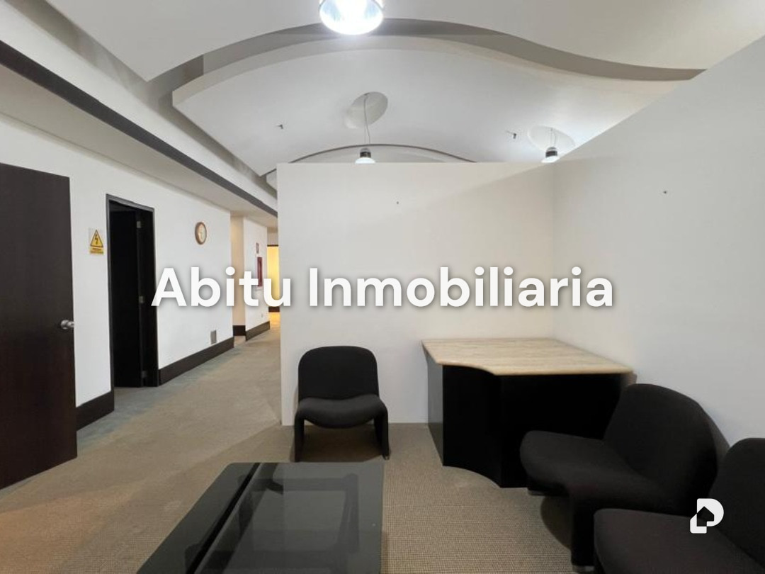 Oficina en Los Naranjos, Caracas – 14