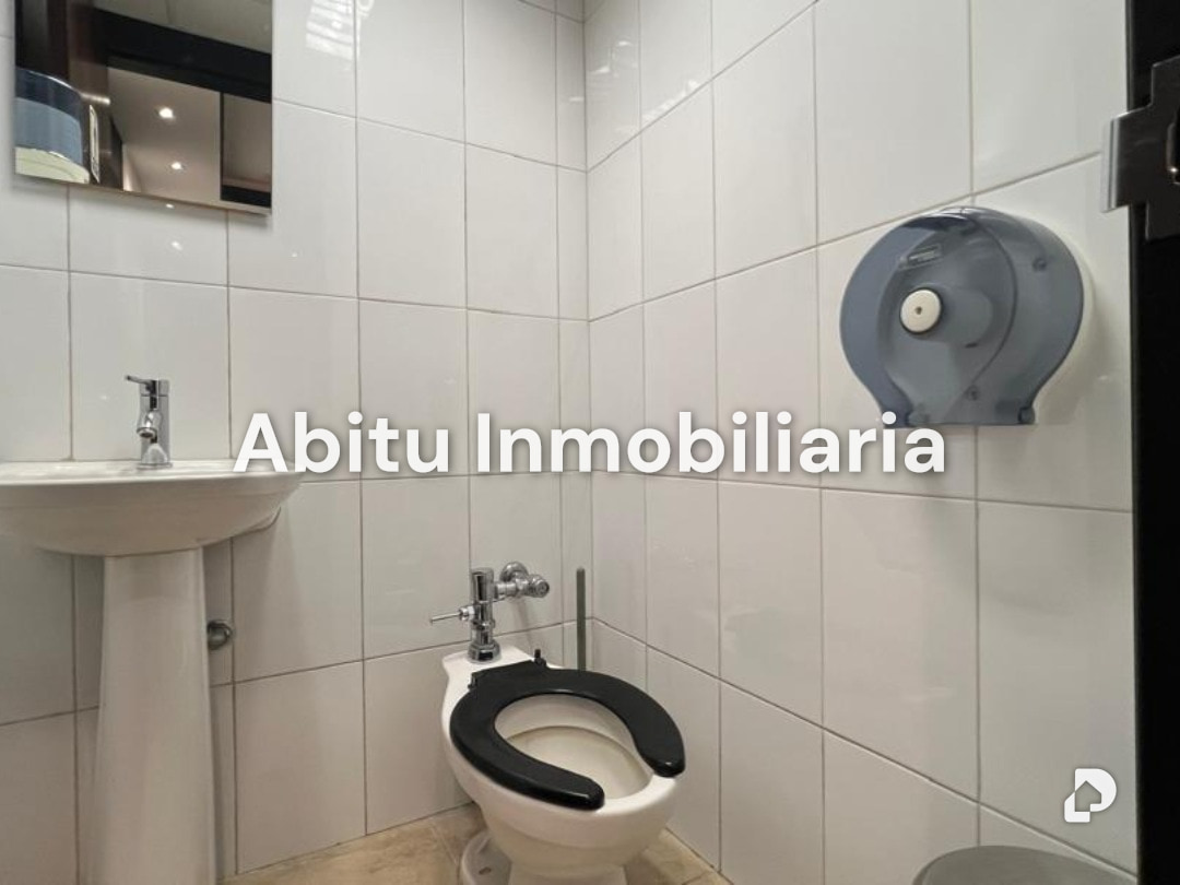 Oficina en Los Naranjos, Caracas – 16