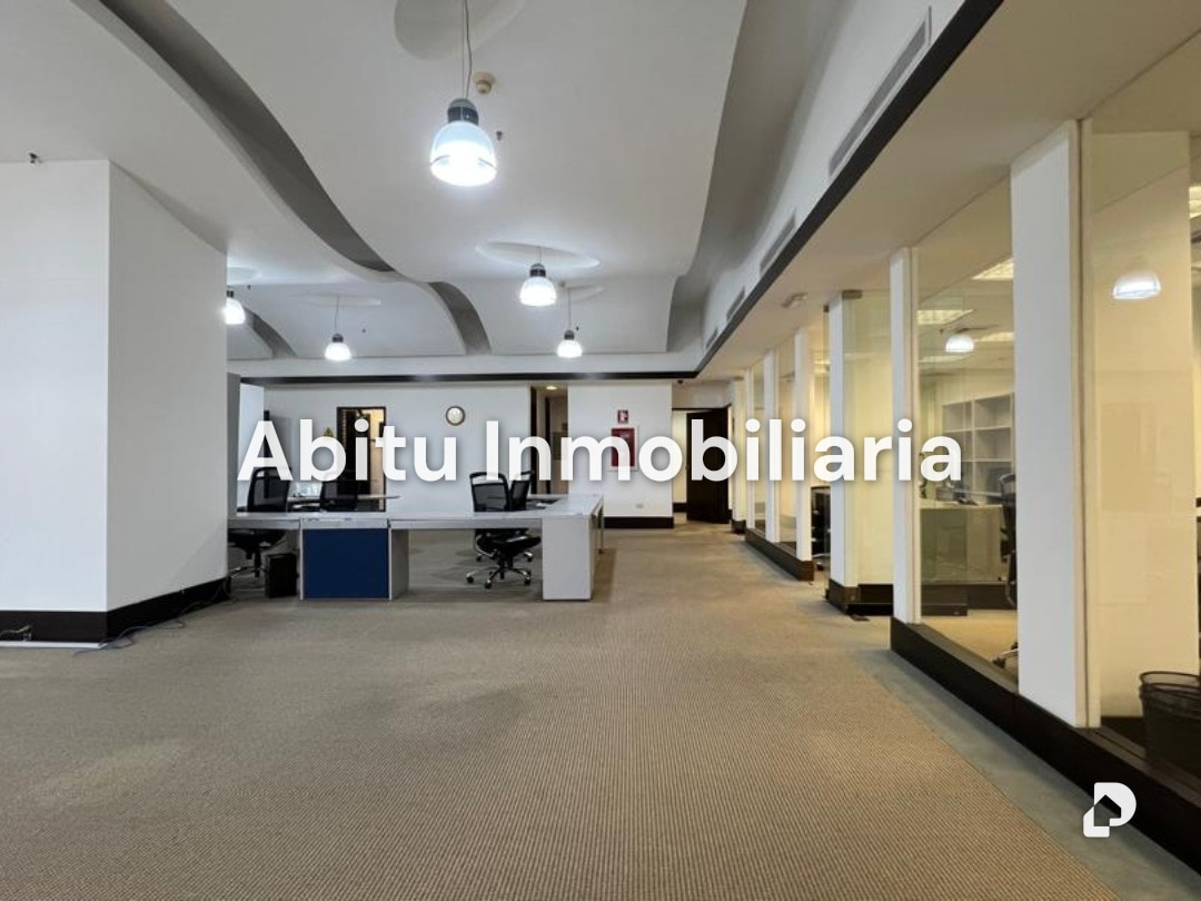 Oficina en Los Naranjos, Caracas – 32