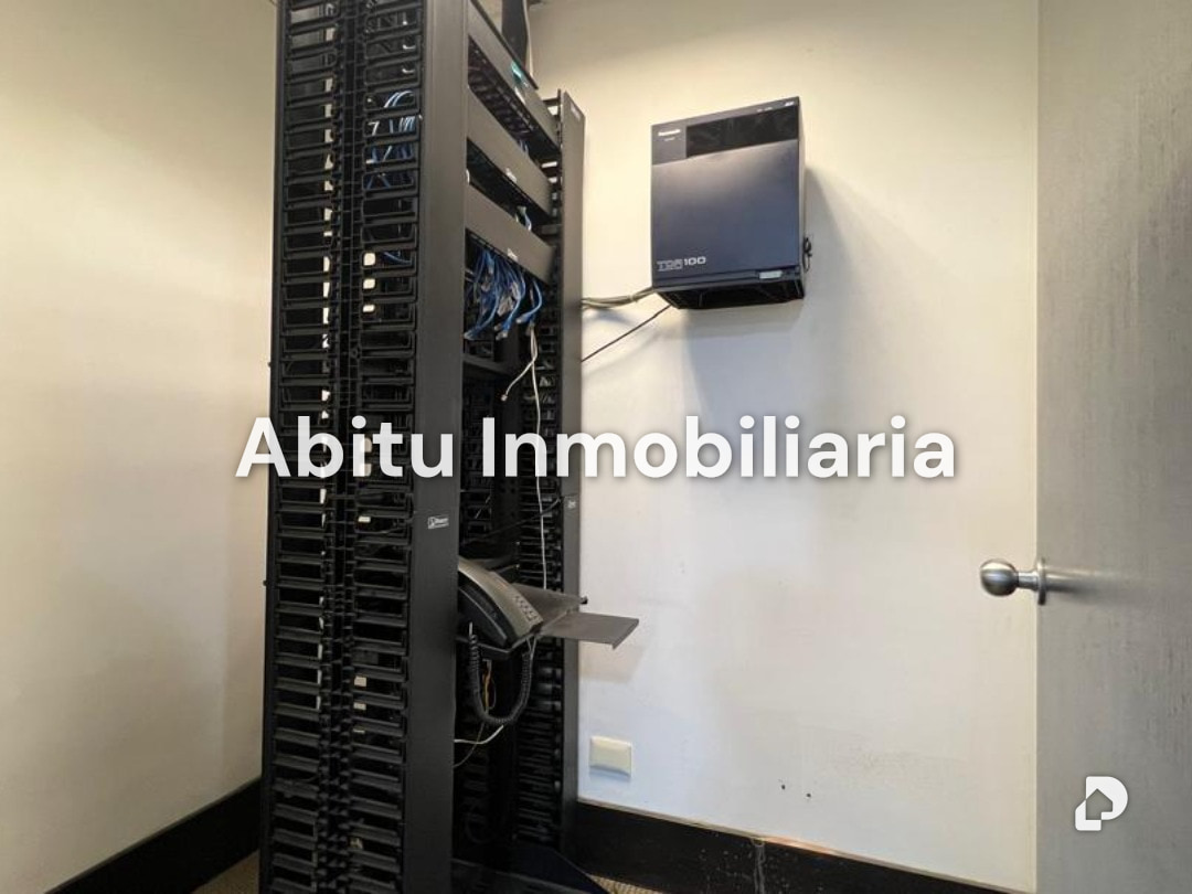 Oficina en Los Naranjos, Caracas – 18