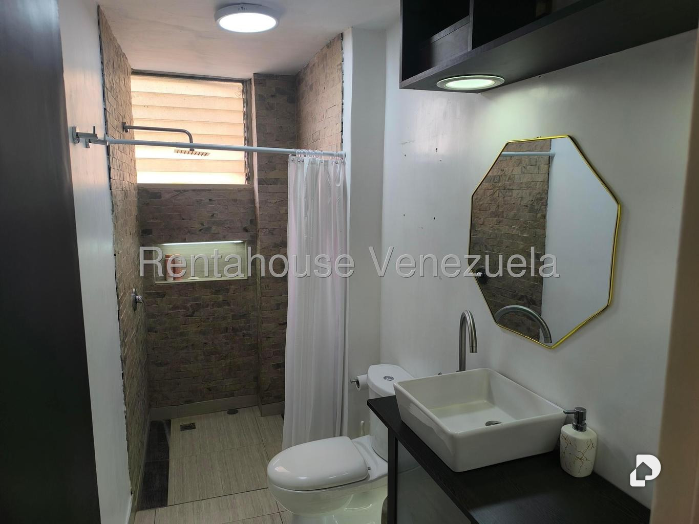 Apartamento en La Florida, Caracas – 19