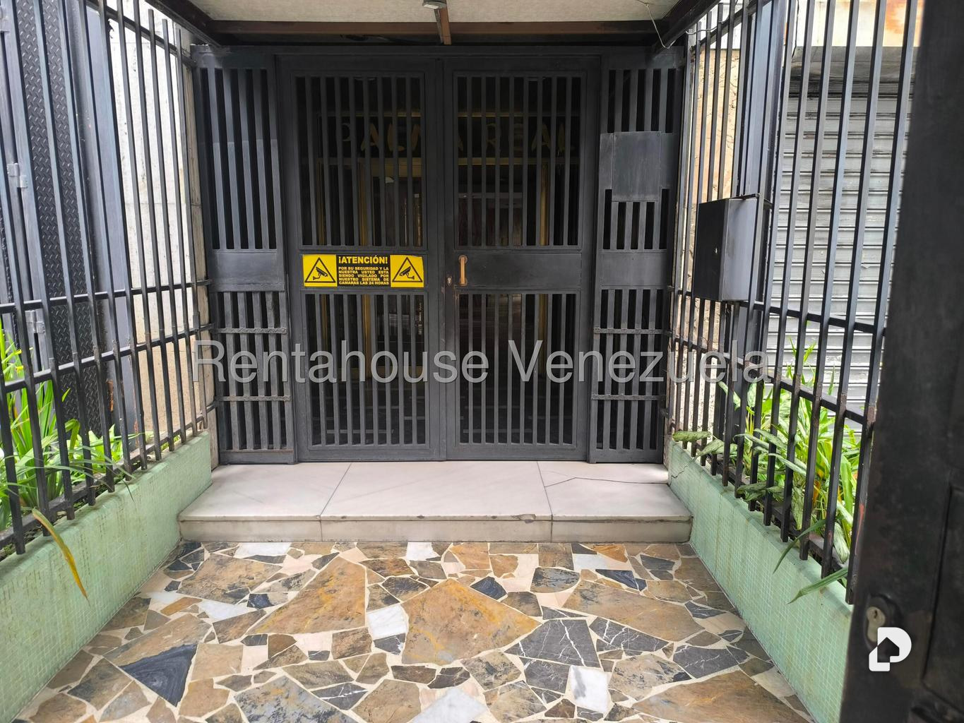 Apartamento en La Florida, Caracas – 2