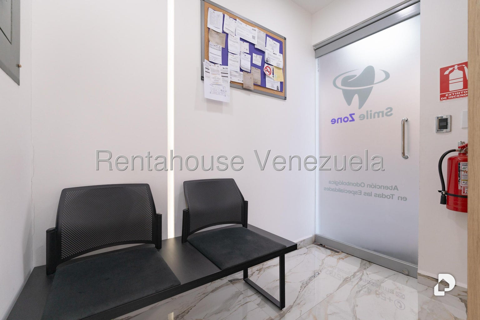 Local comercial en La Trinidad, Caracas – 19