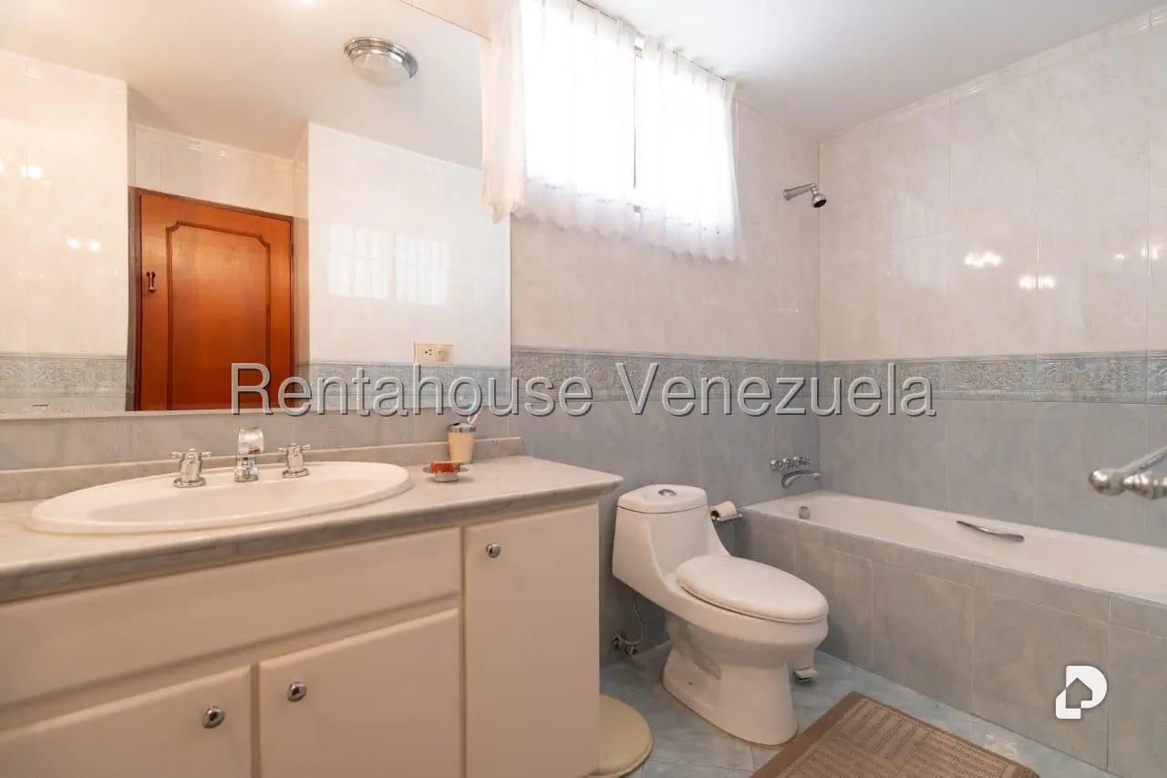 Apartment in Terrazas del Ávila, Caracas – 27