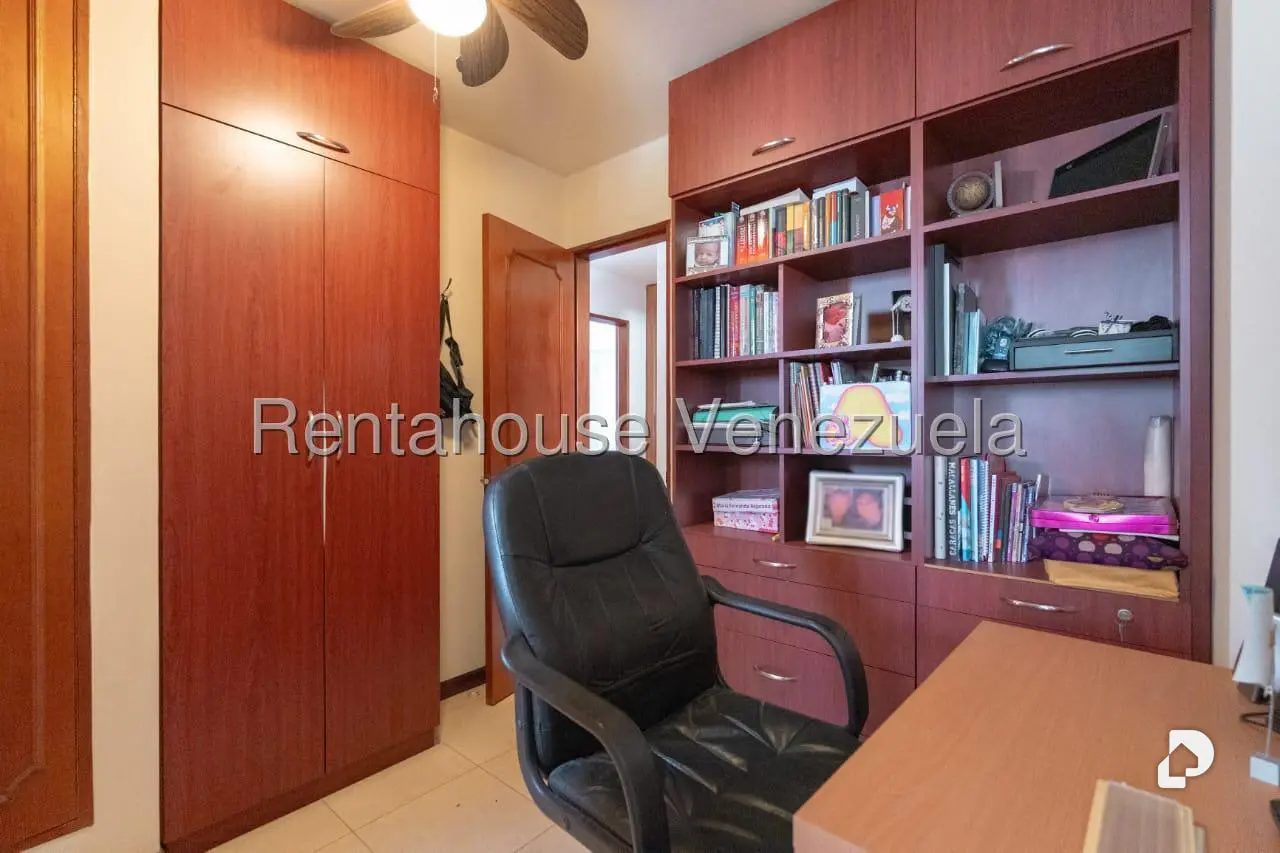 Apartment in Terrazas del Ávila, Caracas – 20