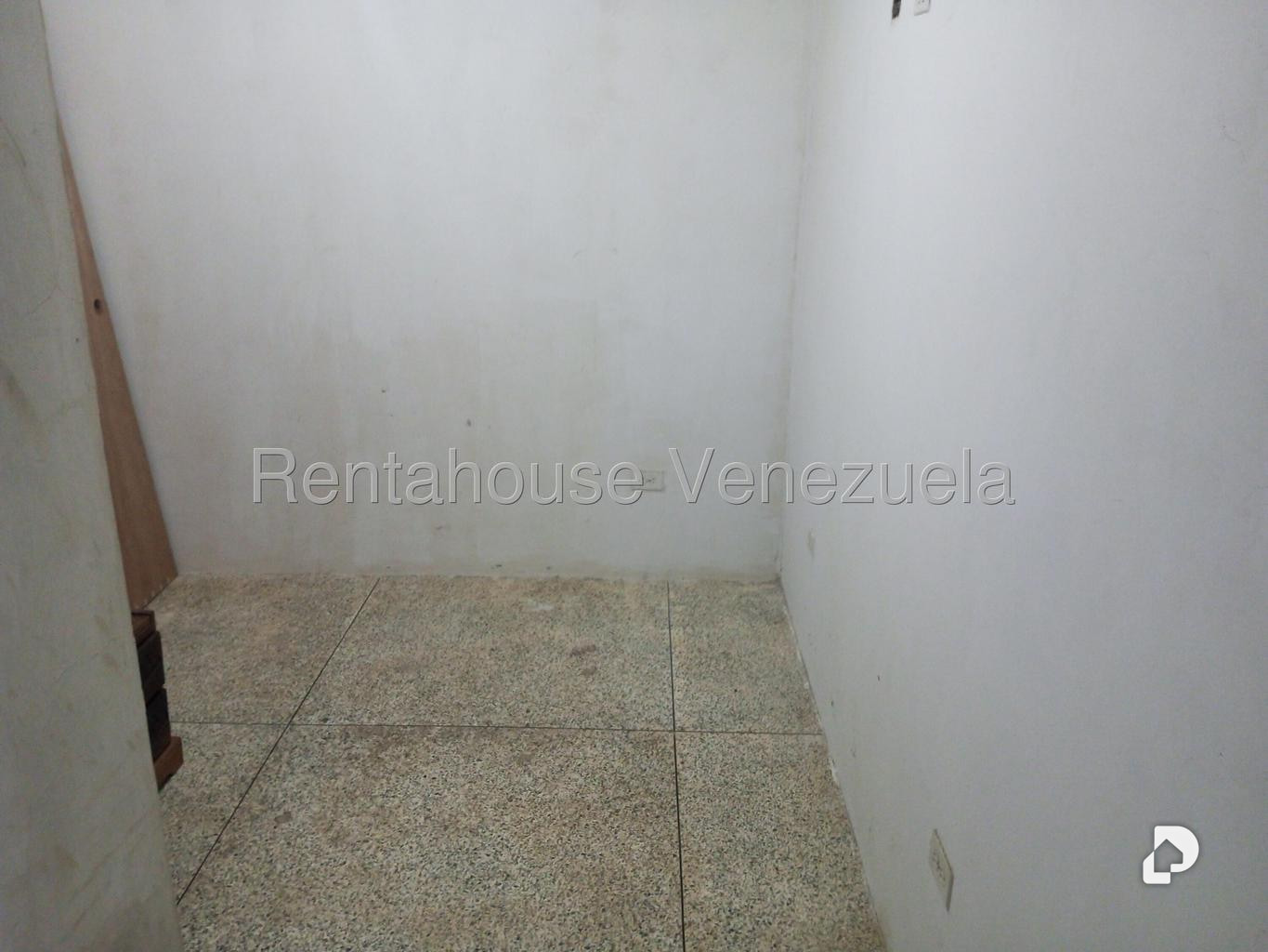 Apartamento en Parroquia La Candelaria, Caracas – 11
