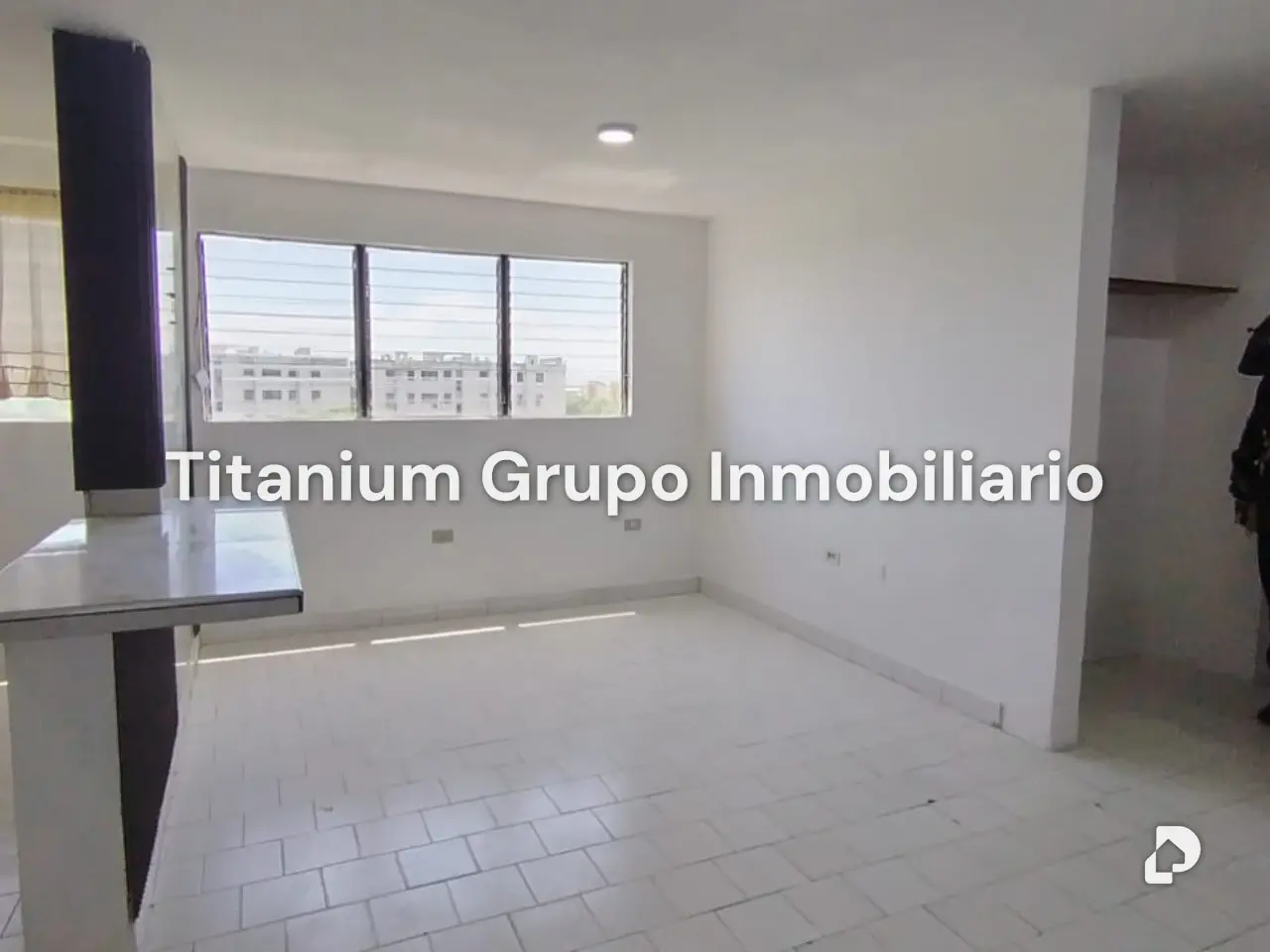 Apartamento en Paraparal, Los Guayos – 1