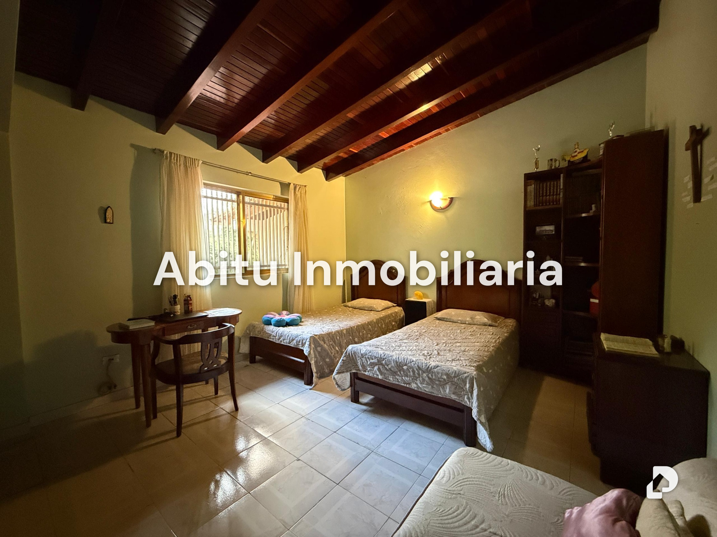 Casa en Colinas de Tamanaco, Caracas – 12