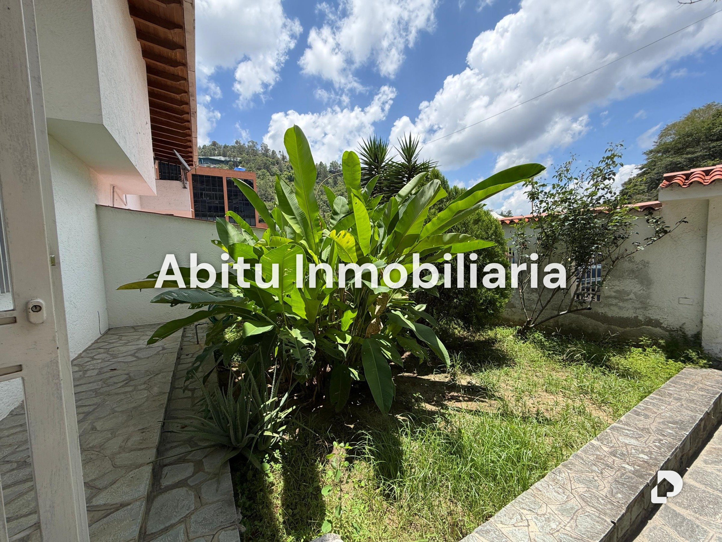 Casa en Colinas de Tamanaco, Caracas – 4