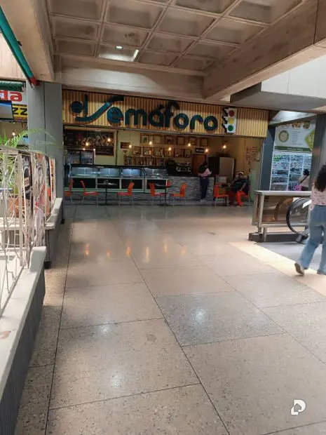 Local comercial en Chacaito, Caracas – 4