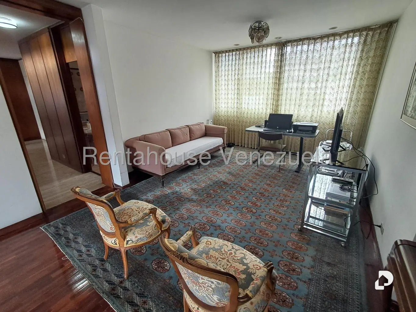 Apartamento en San Bernardino, Caracas – 21