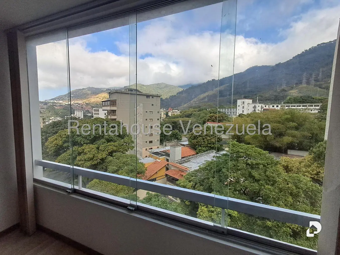 Apartamento en San Bernardino, Caracas – 9