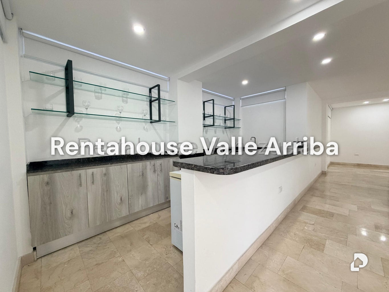 Casa en Cumbres de Curumo, Caracas – 24