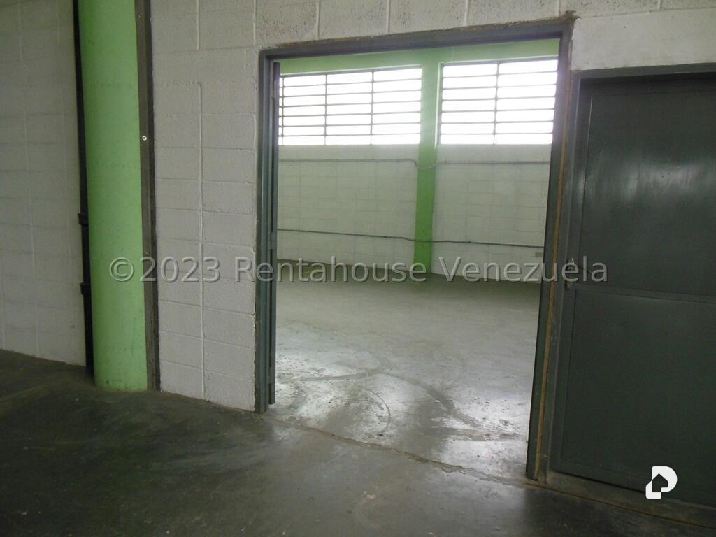Local comercial en La Yaguara, Caracas