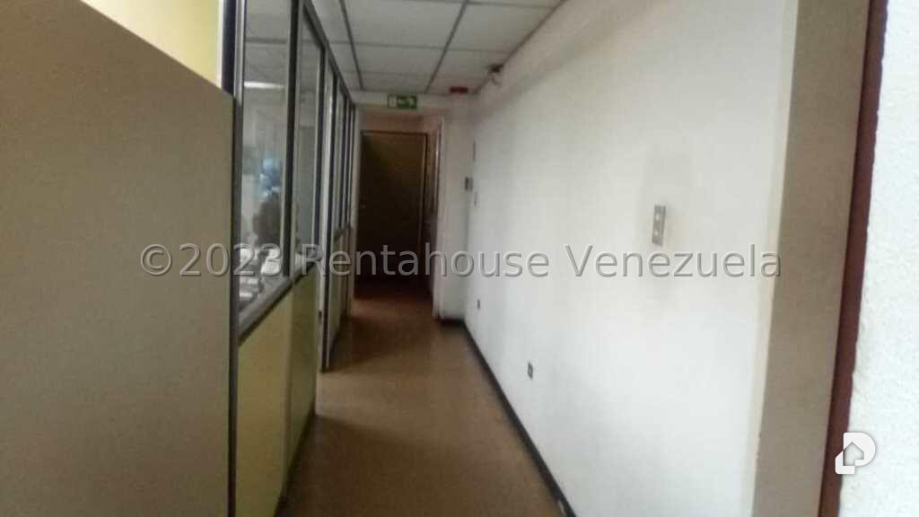Local comercial en La Yaguara, Caracas
