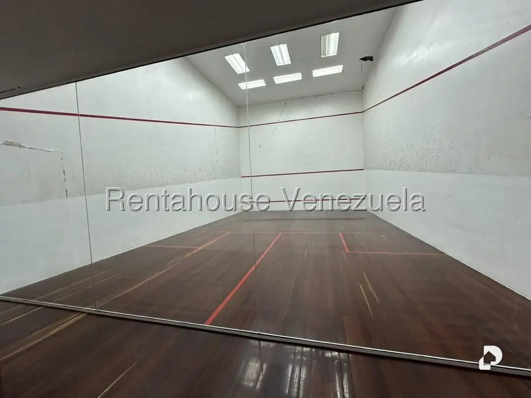 Apartamento en Altamira, Caracas – 17