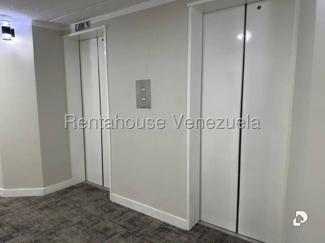 Apartamento en Altamira, Caracas – 19