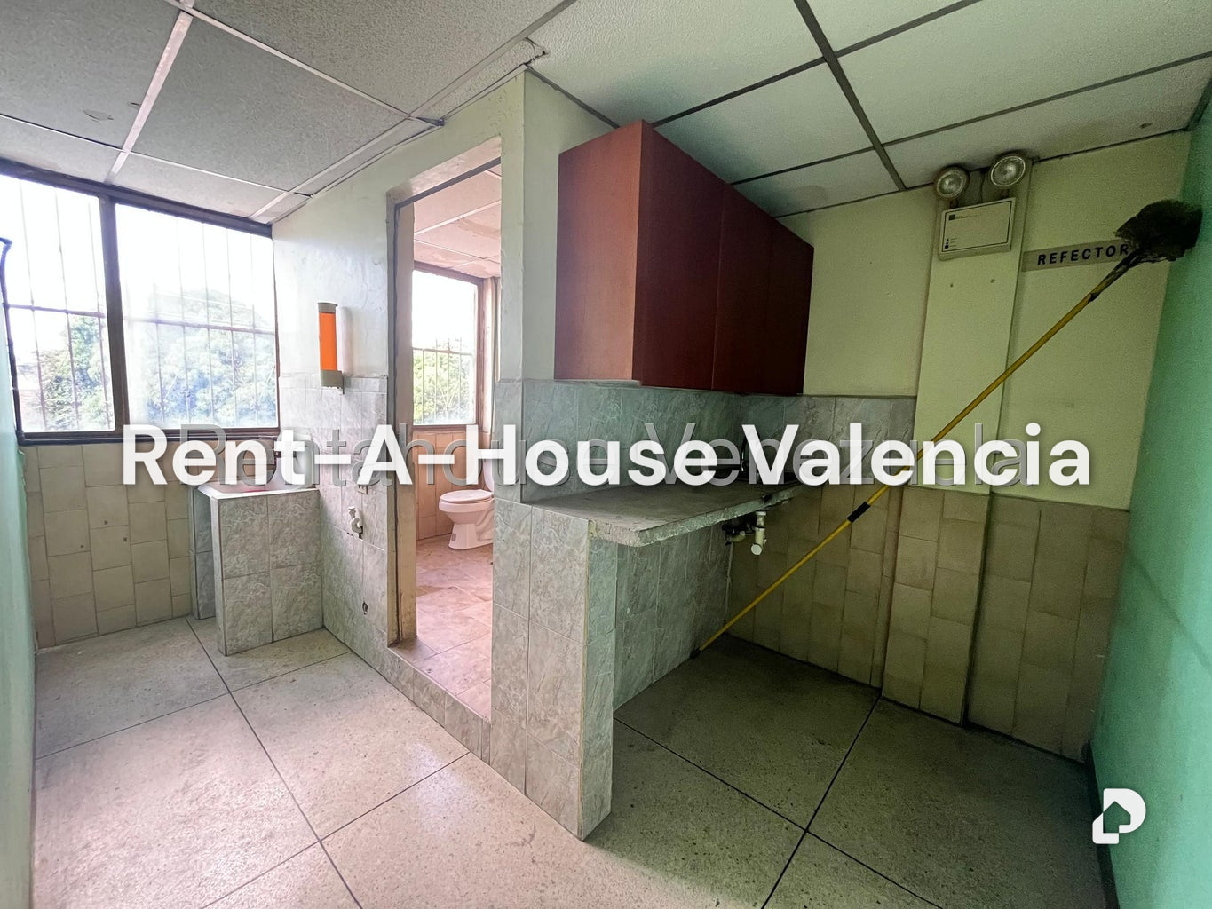Edificio en Santa Rosa, Valencia – 31