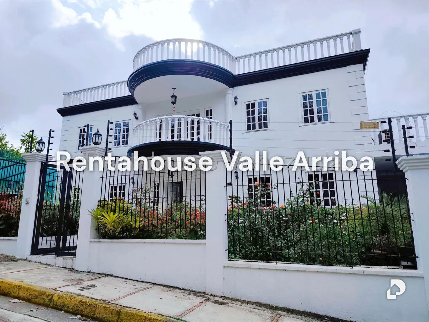 Casa en Lomas de La Lagunita, Caracas – 1