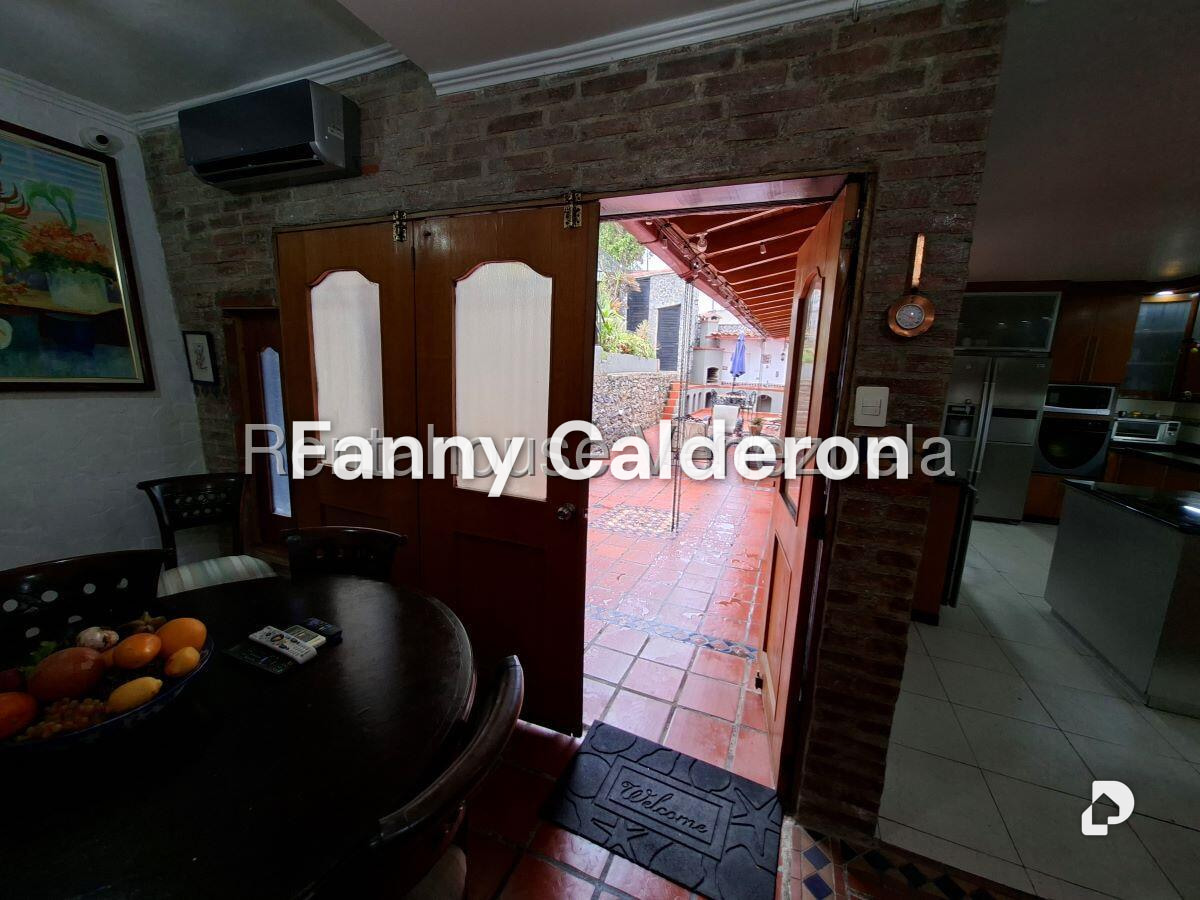 Casa en Lomas de Prados del Este, Caracas – 17