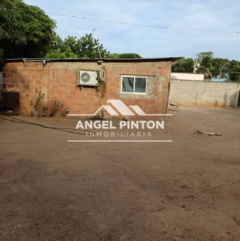 Land in Maracaibo - 1