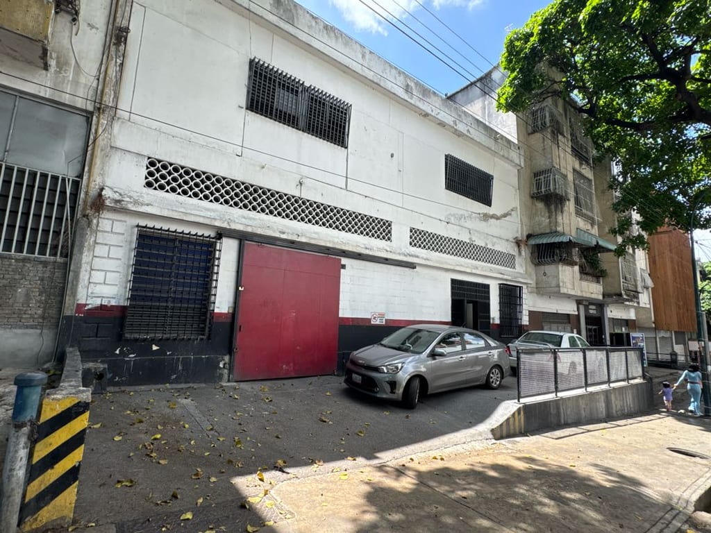 Galpón en Las Acacias, Caracas - 1