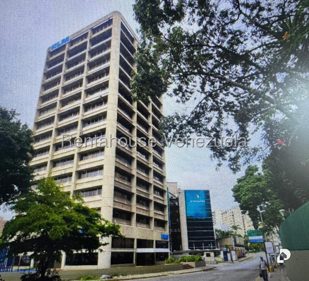 Local comercial en Los Palos Grandes, Caracas – 1