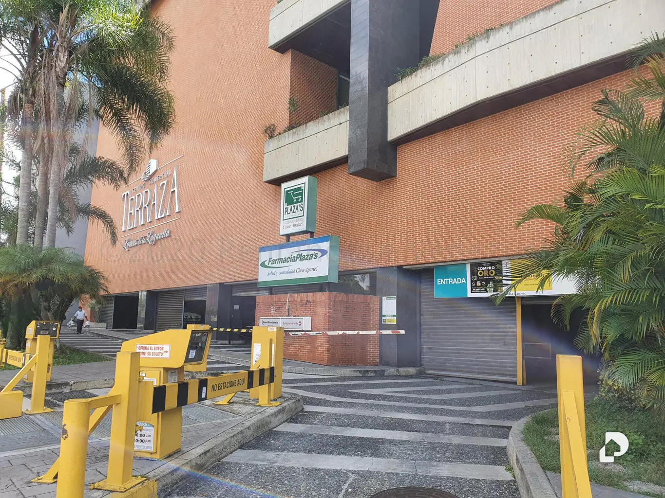 Local comercial en Lomas de La Lagunita, Caracas – 1