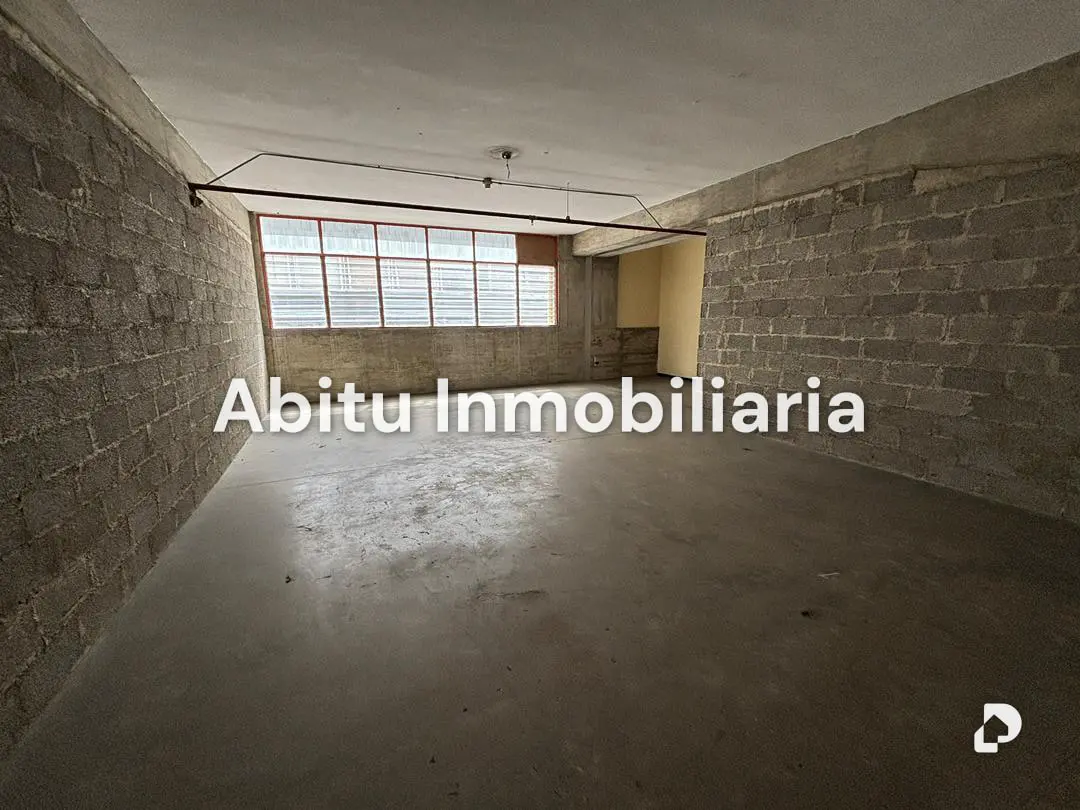 Local comercial en Palo Verde, Caracas – 2