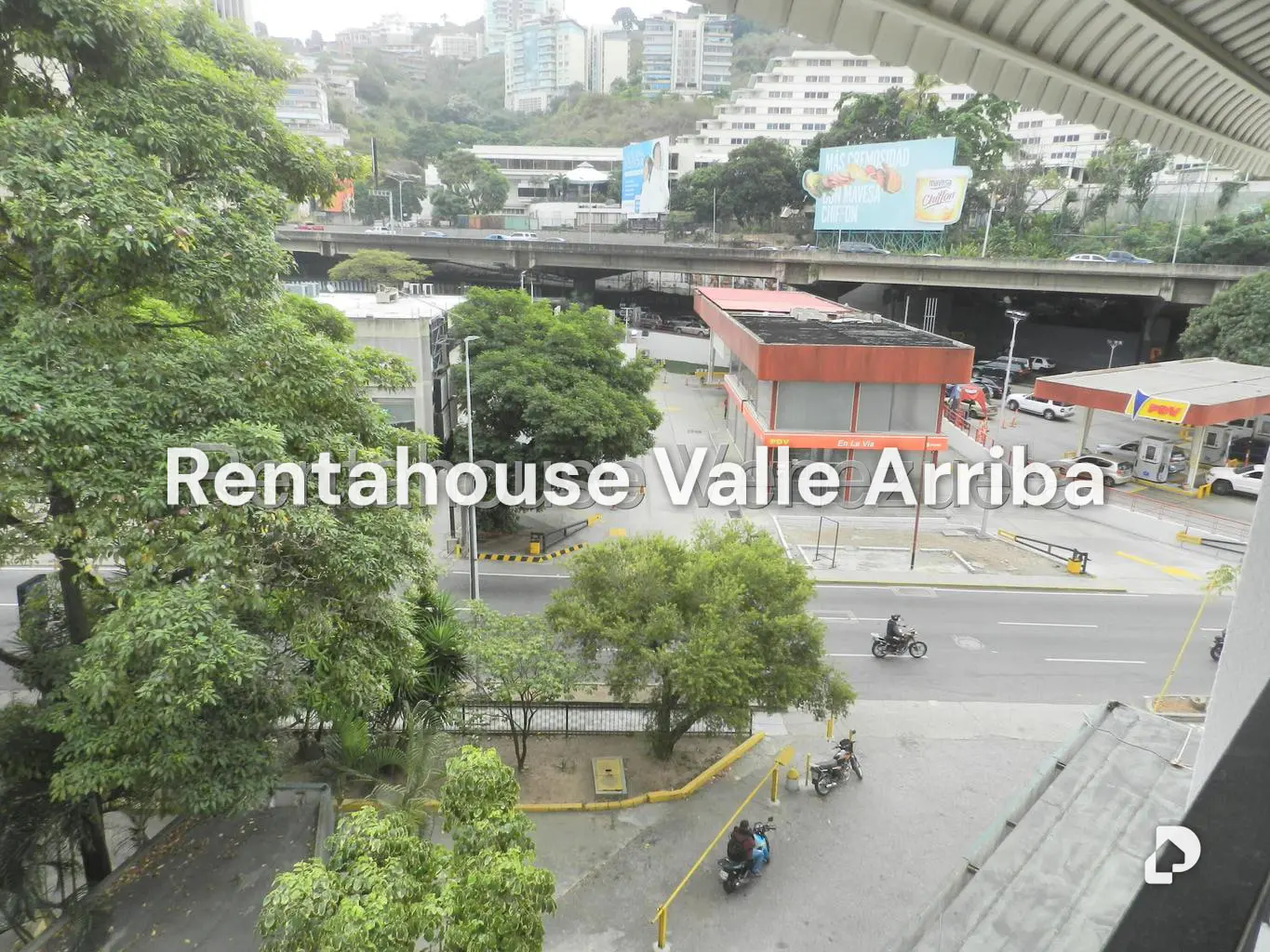 Oficina en Las Mercedes, Caracas – 25