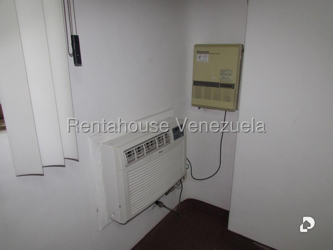 Oficina en Las Mercedes, Caracas