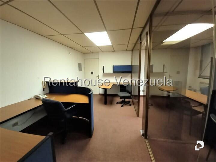 Oficina en Las Mercedes, Caracas