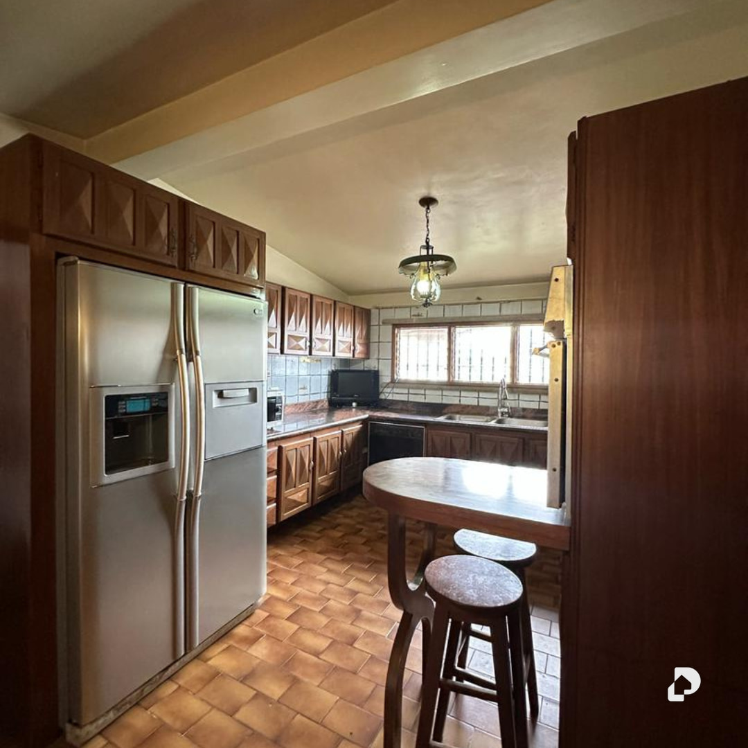 House in La Lagunita, Caracas – 5