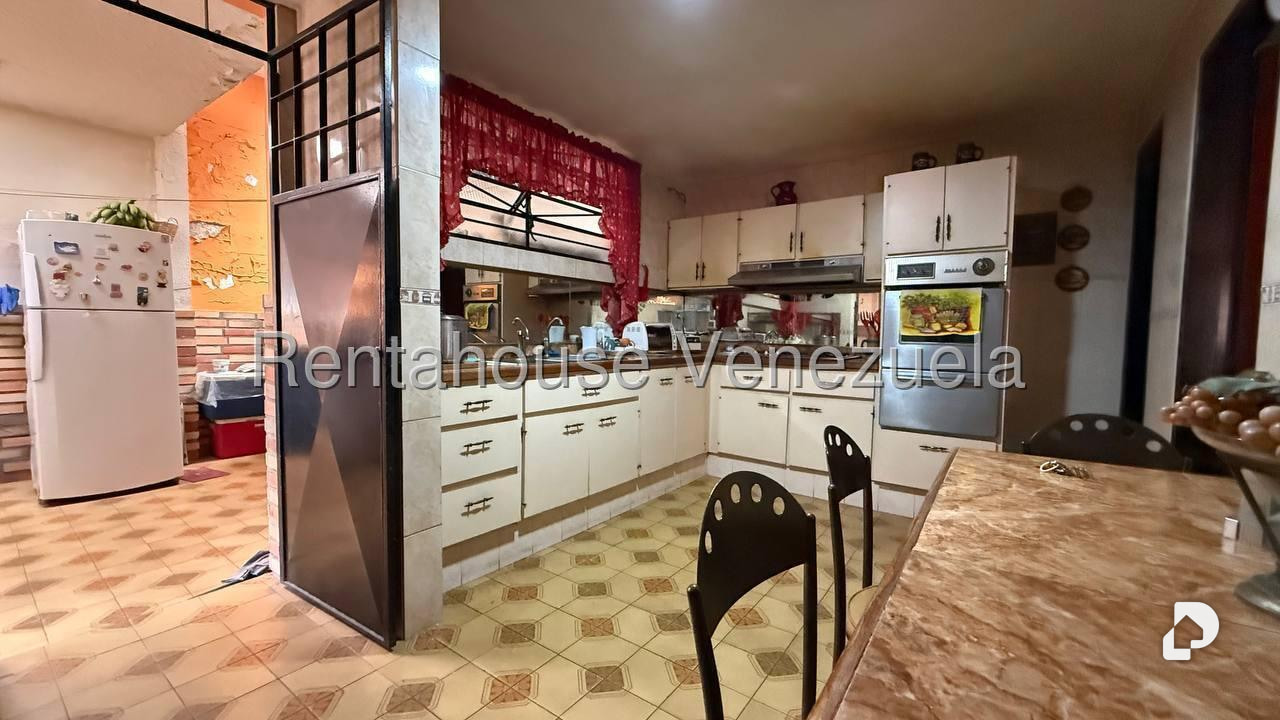 House in Los Chorros, Caracas – 27