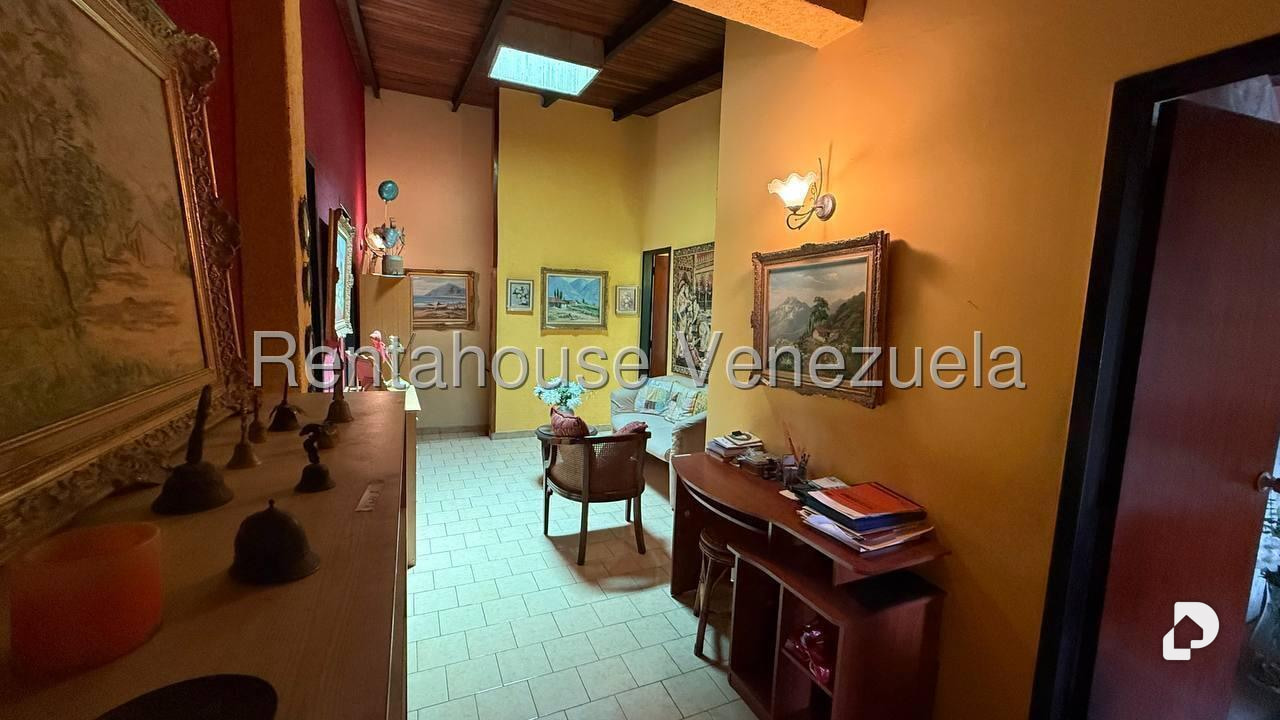 House in Los Chorros, Caracas – 11