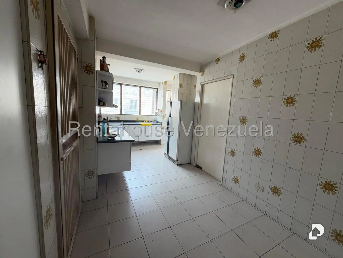 Apartamento en La Florida, Caracas – 15