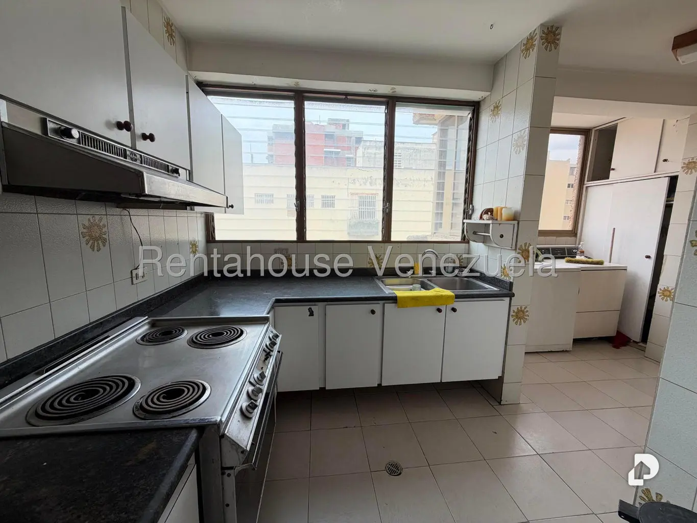 Apartamento en La Florida, Caracas – 16