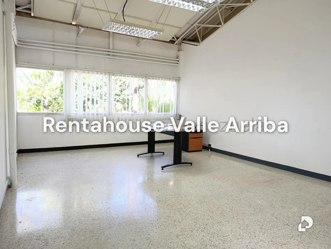 Office in Terrazas del Ávila, Caracas – 1