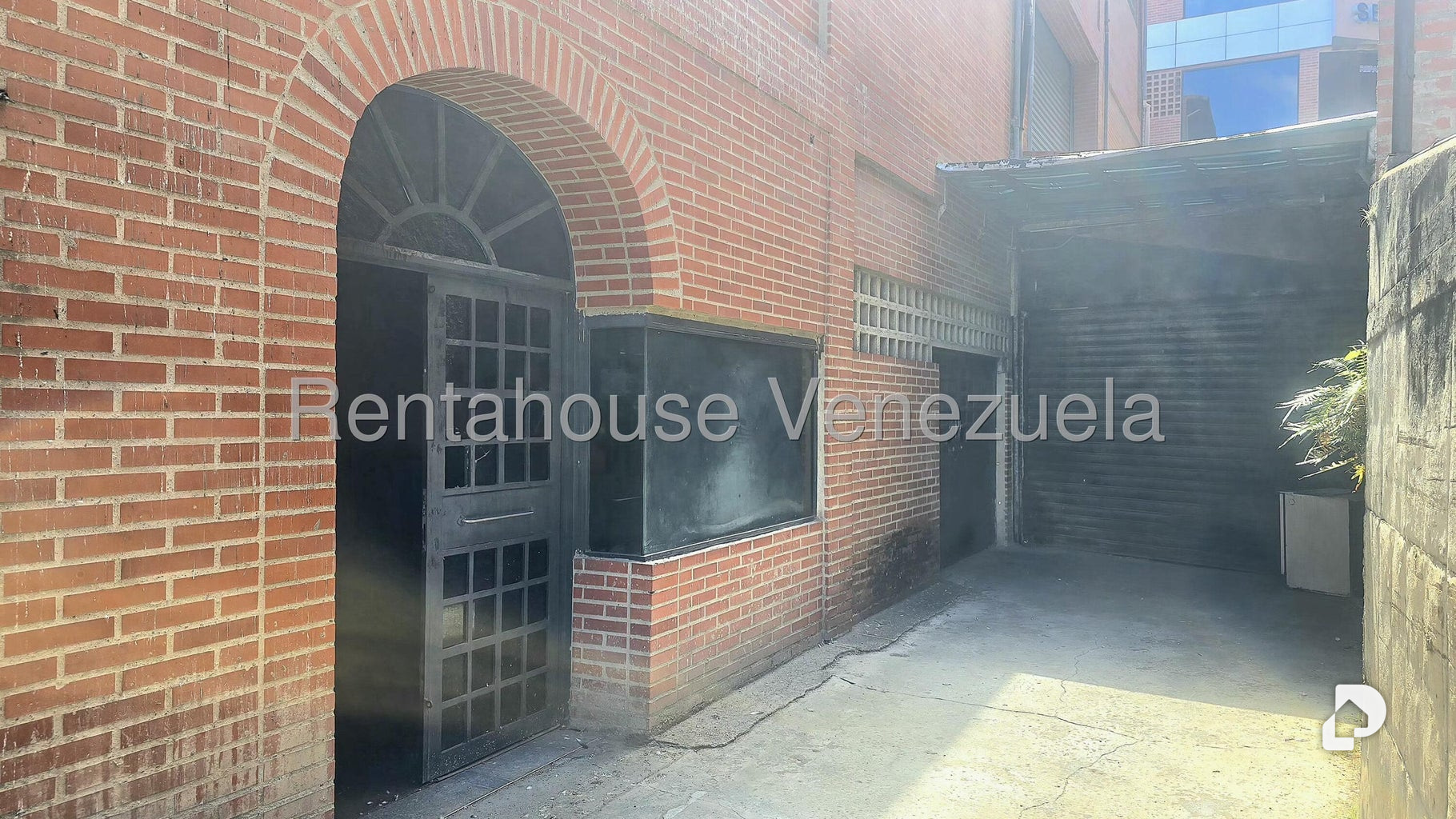 Commercial space in Piedra Azul, Caracas – 5
