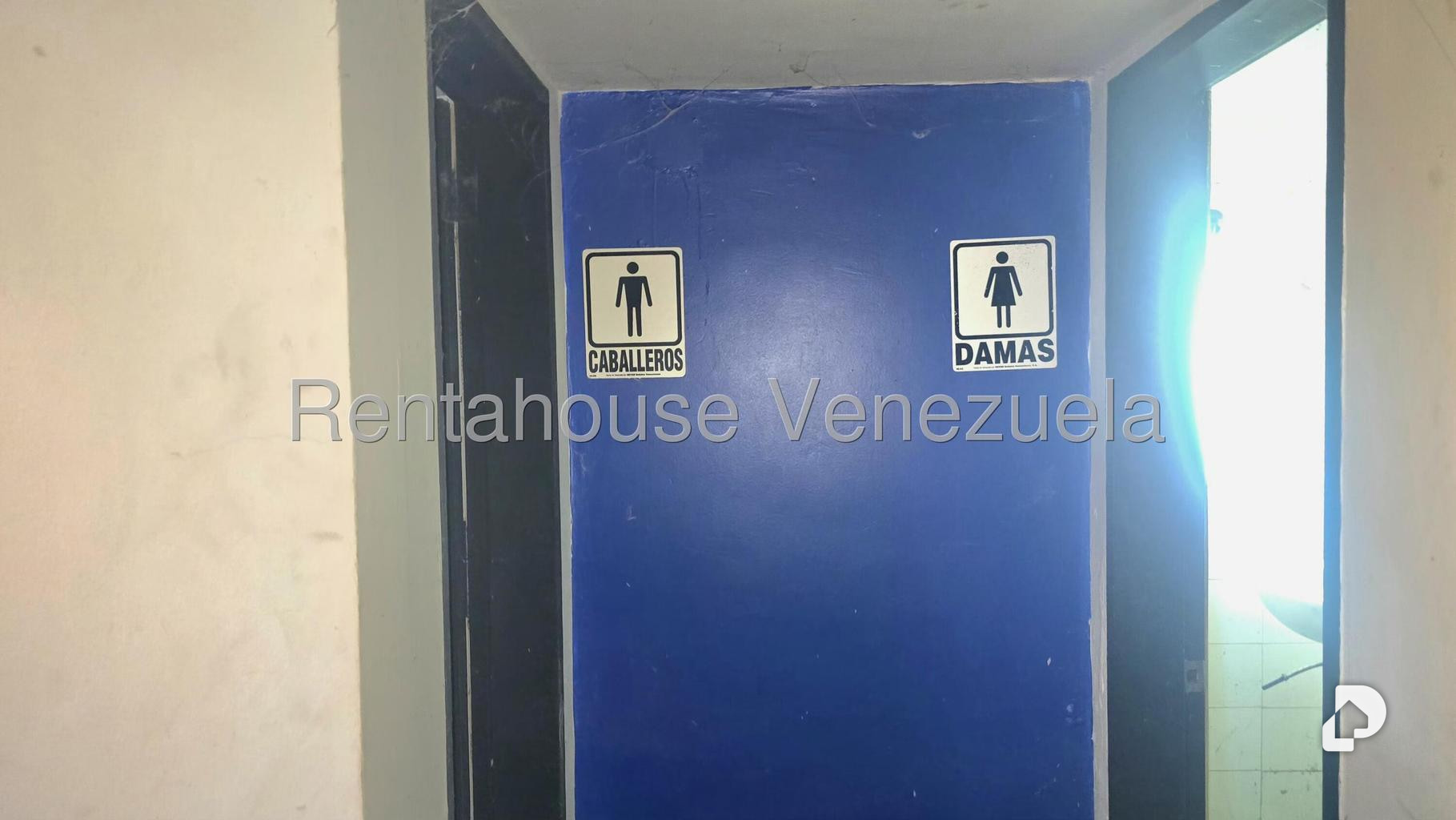 Commercial space in Piedra Azul, Caracas – 16